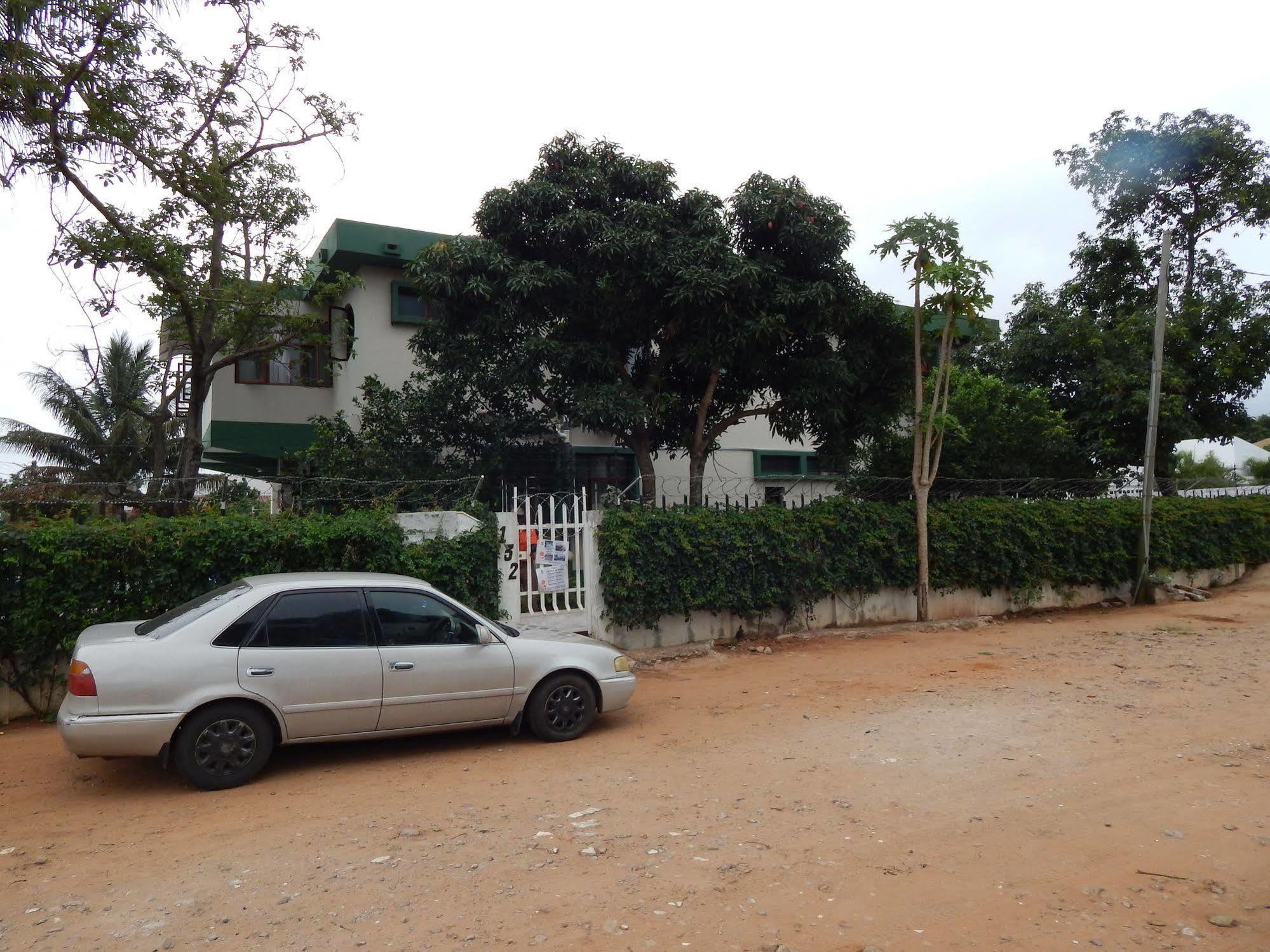 Marumadi Planeta Mocambique S. Vincente de Paulo Exterior photo
